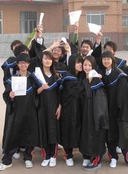 2012香港高校内地招生新动向天津英华国际高中毕业生受青睐