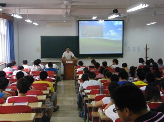 中国政法大学国际本硕班讲座圆满举行