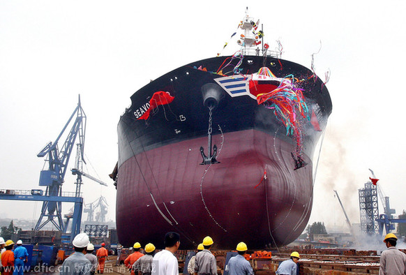 外媒：中国打造本国超大型油轮船队