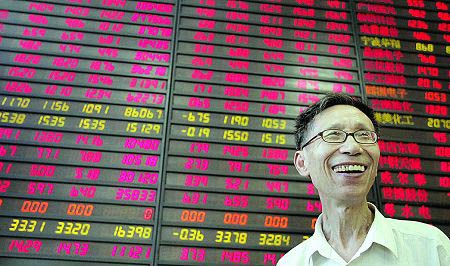 彭博称中国股民可“躺着赚钱”：只买不卖就赚142%