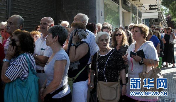 亲历真实希腊：市民并未恐慌性囤货