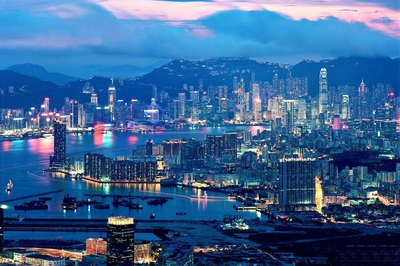 香港旅游遇冷：全年大陆赴港游客增幅或锐减50%