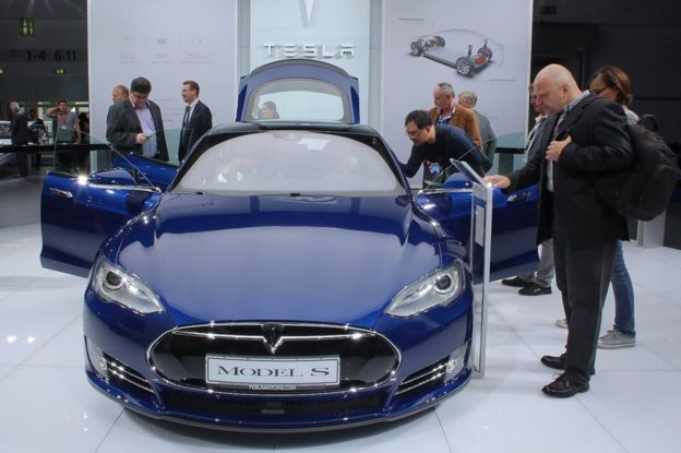 英媒：电动汽车正准备进入主流市场