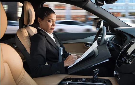 无人驾驶将成汽车保险业噩梦？