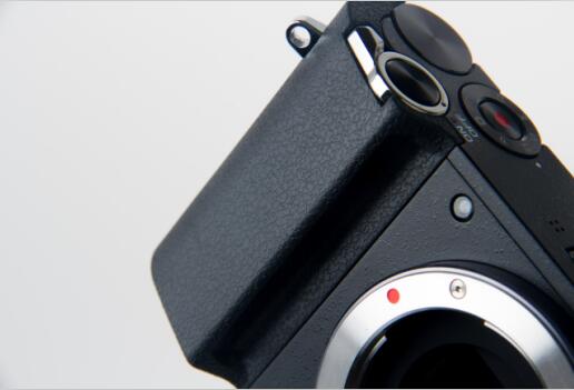 小蚁微单相机M1：年轻人的智能微单 专业级镜头还原高品质像素