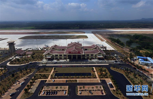 海南今年将开建环岛旅游公路和三亚新机场