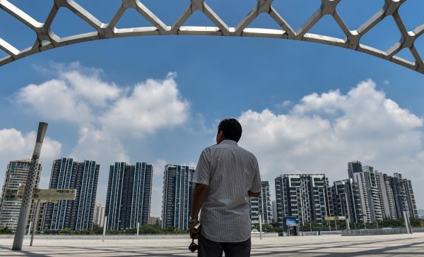 外媒称中国多地房价暴涨戛然而止 涨幅得到控制