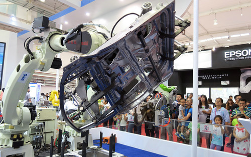 日媒称日本机器人厂商寻求与中企合作:提高竞争力
