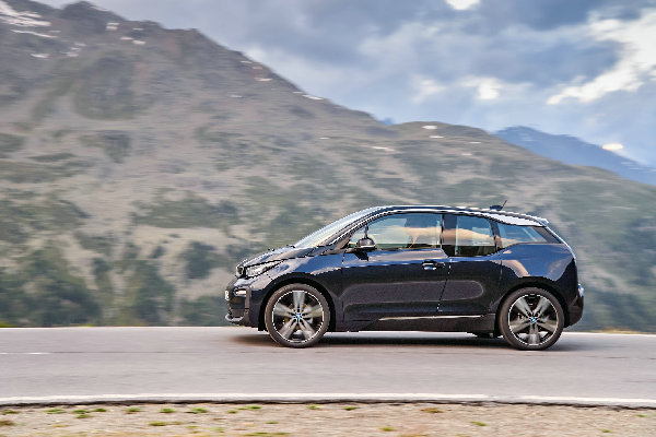 宝马集团9月创BMW新能源汽车单月销量纪录 将继续发力高端电动汽车市场