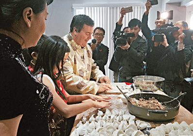 日媒：美国中餐馆急剧扩张 中企赴美建饺子厂
