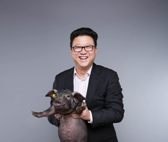 丁磊养猪又出新花样：开放参观被赞