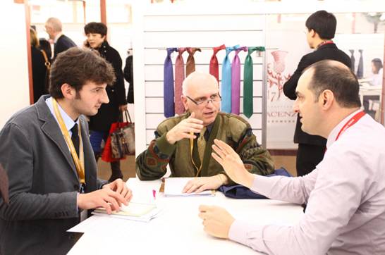 第十九届中国国际纺织面料及辅料（春夏）博览会三月盛大开幕