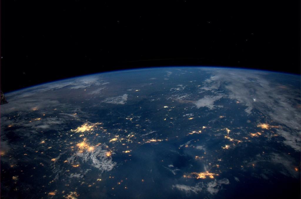 国际空间站宇航员分享国际都市美景