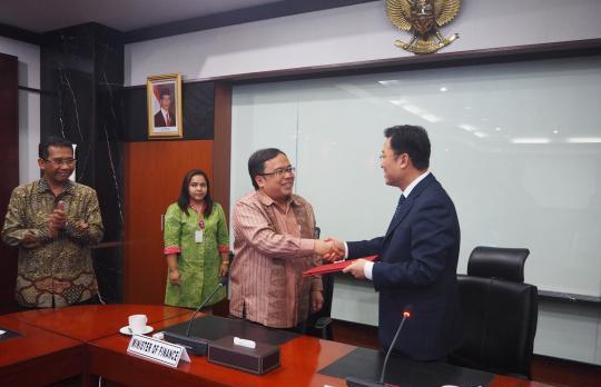 印尼成亚投行意向创始成员国之一