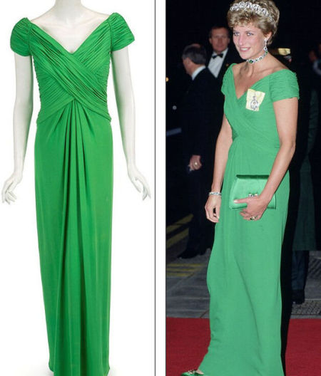 戴安娜王妃5套晚装礼服拍卖 拍出50万美元高价
