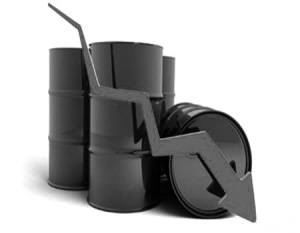 油价跌跌不休成品油进入5元时代 两桶油股价逆势上涨