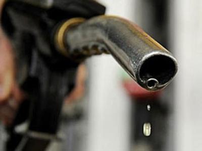 外媒：油价2015年上涨首破60美元 市场反应平淡