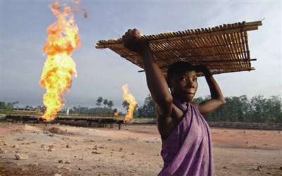 非洲最大产油国尼日利亚闹油荒 经济靠油