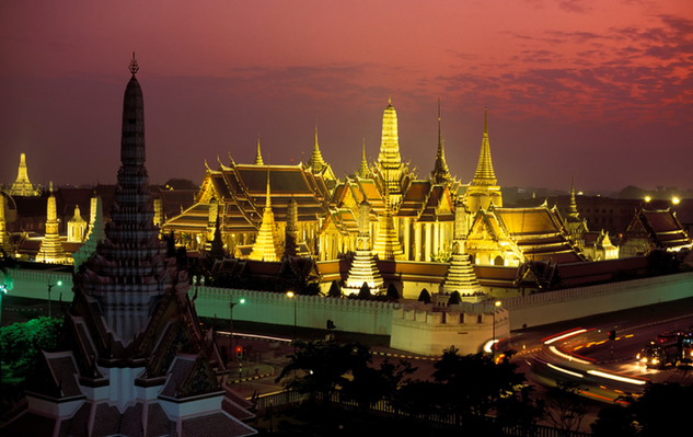 爆炸事件重创泰国旅游业 外国游客减少30%