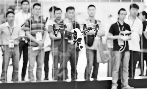 中国工业机器人保有量已占全球四分之一